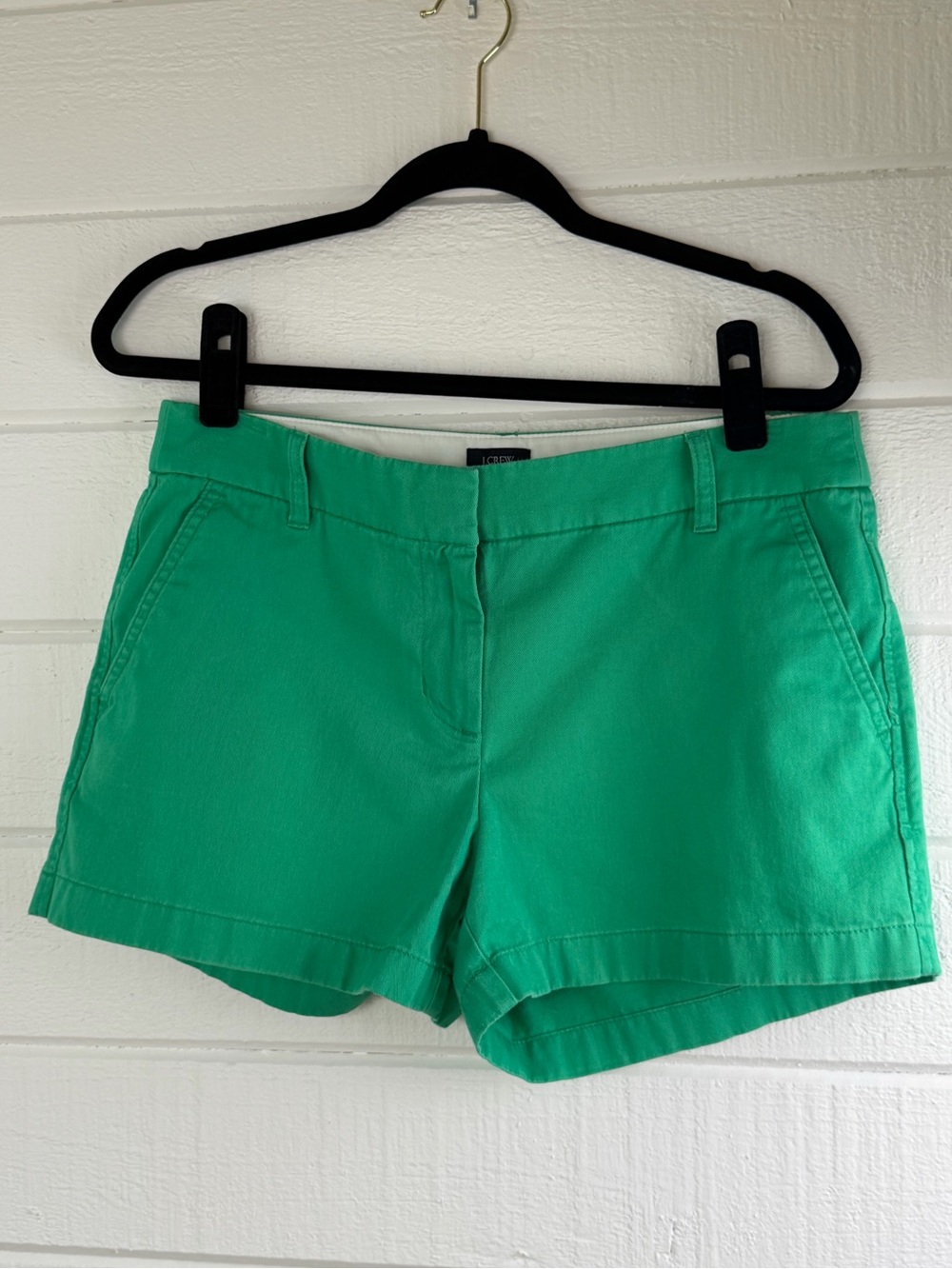 J CREW Classic Chino Shorts 100% Cotton Kelly Green Sz 8 3.5 in